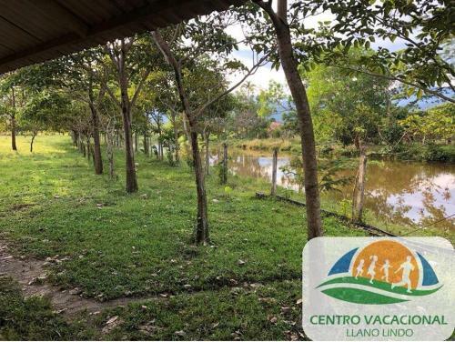 Hotel Centro Vacacional Llano Lindo