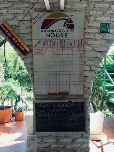 Hostal Mendihuaca Surf