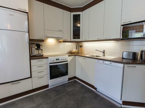 Holiday Home Pihkala 2