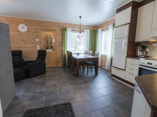Holiday Home Pihkala 2