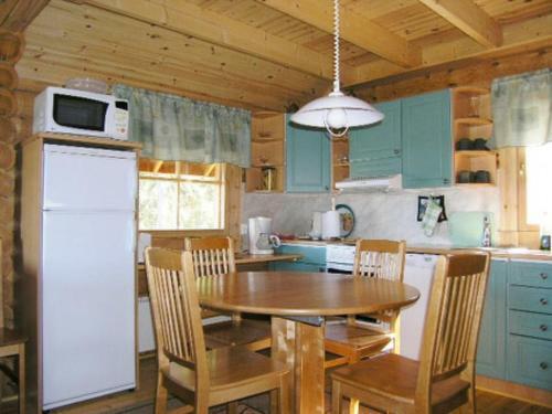Holiday Home Ranta-koivu