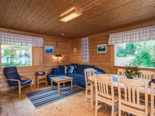 Holiday Home Aamuntorkku