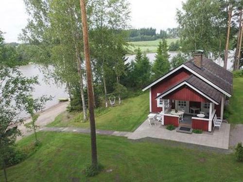 Holiday Home Sepelkyyhky