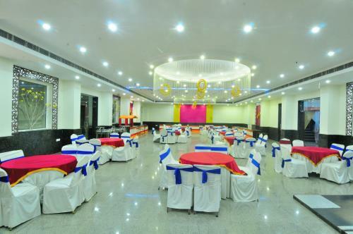 Hotel Maharaja Residency