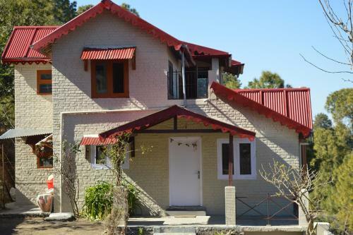 Hotel Cosmos Himalayan Villas