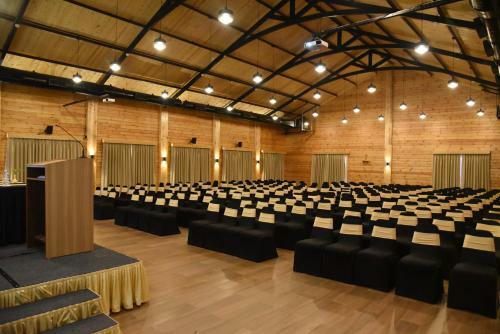 Hotel Pride Sun Village Resort & Spa