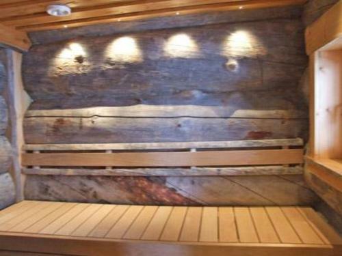 Holiday Home Karhulinna