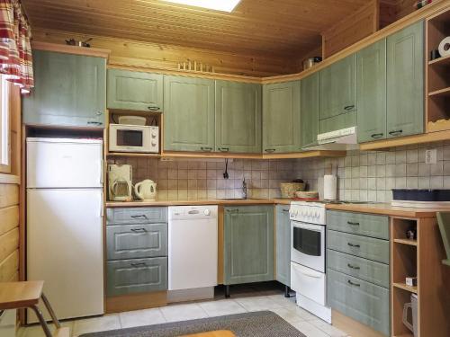 Holiday Home Kev�truska B