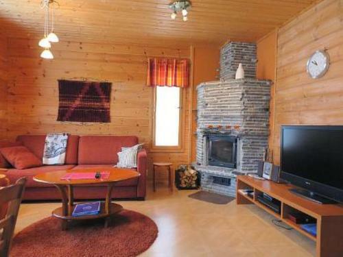 Holiday Home Nuottiukko