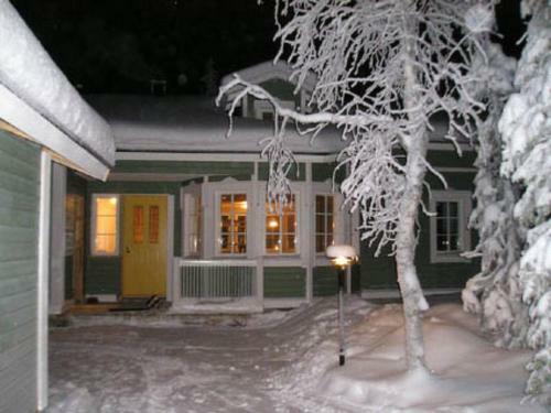 Holiday Home Rukan Taikavuosseli 10 A