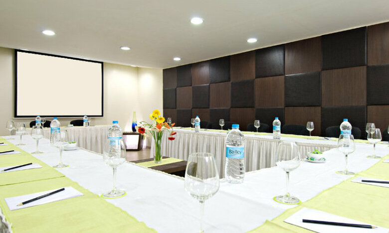 Hotel Citrus Lonavala