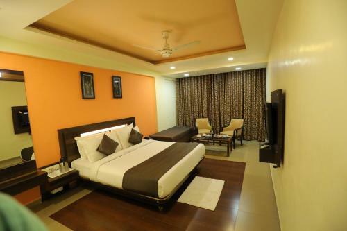 Hotel Krushnai Resort