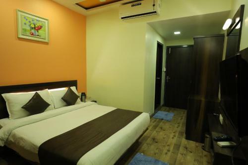 Hotel Krushnai Resort