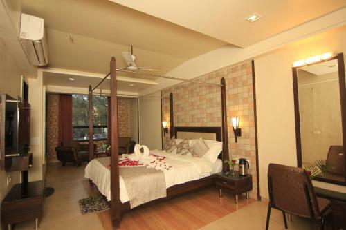 Hotel Krushnai Resort