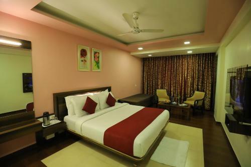 Hotel Krushnai Resort