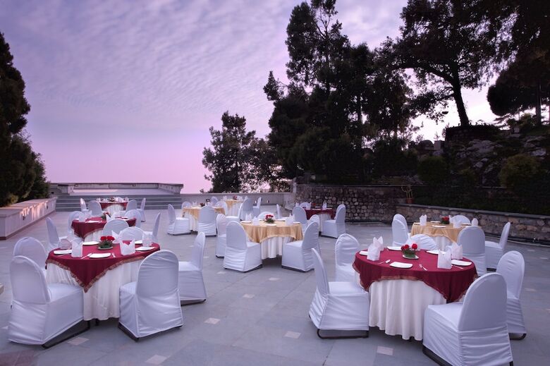 Hotel Royal Orchid Fort Resort