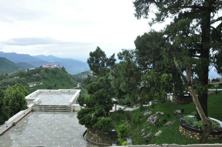 Hotel Royal Orchid Fort Resort