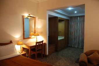 Hotel Tulip Inn Green Castle
