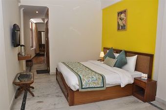 Hotel Tulip Inn Green Castle