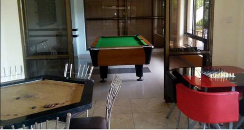 Hotel Lonavala - Under The Over - A Sterling Holiday Resort