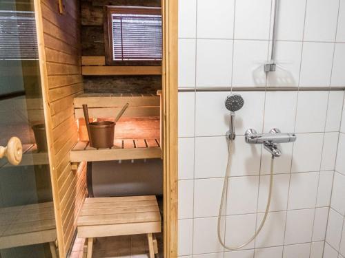 Holiday Home M�ent�hti A