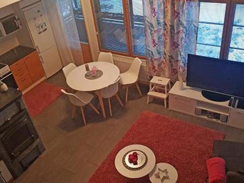 Holiday Home Karhunvartijan Kartano B6