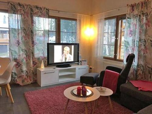 Holiday Home Karhunvartijan Kartano B6