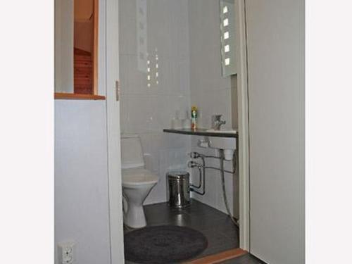 Holiday Home Karhunvartijan Kartano B6