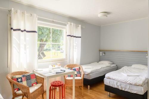 Hostal Folkiacenter G�sthem - Vieraskoti - Guesthouse