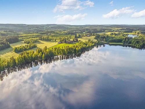 Holiday Home Tuomaantupa