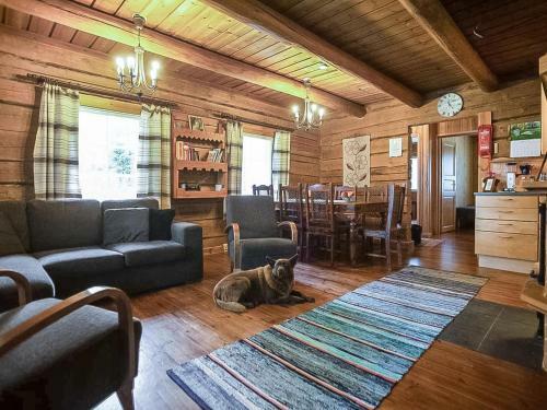 Holiday Home Tuomaantupa