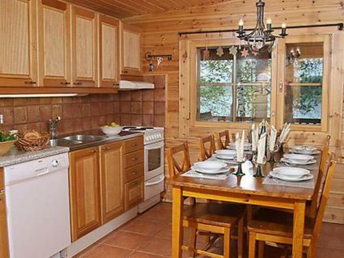 Holiday Home Divaanikivi