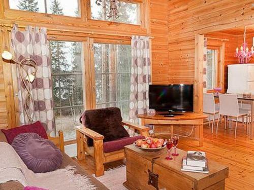Holiday Home Yl�huone