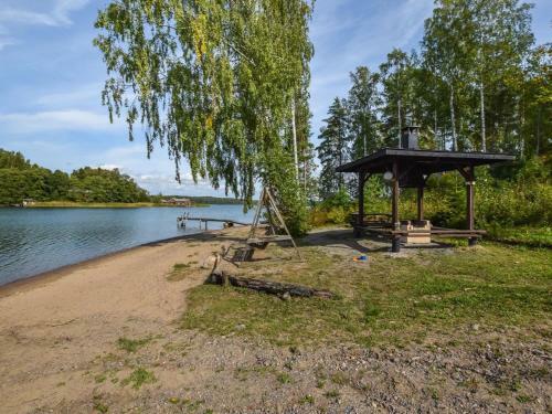 Holiday Home Isokoskelo 5
