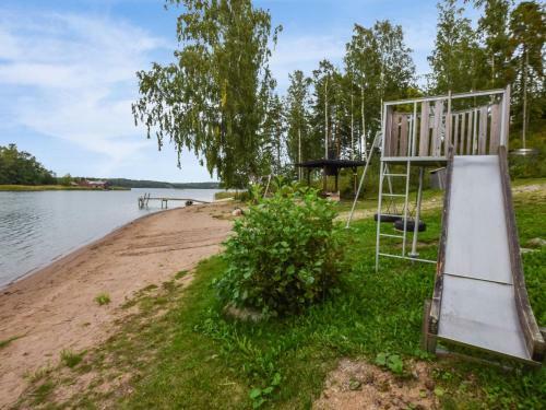 Holiday Home Isokoskelo 5