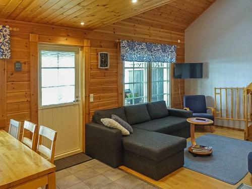 Holiday Home Aallotar Havina