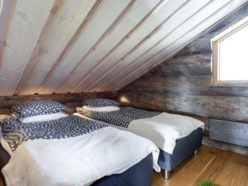 Holiday Home Villa P�rla