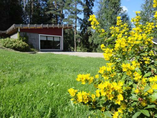 Bed & Breakfast Varjola Holiday Center