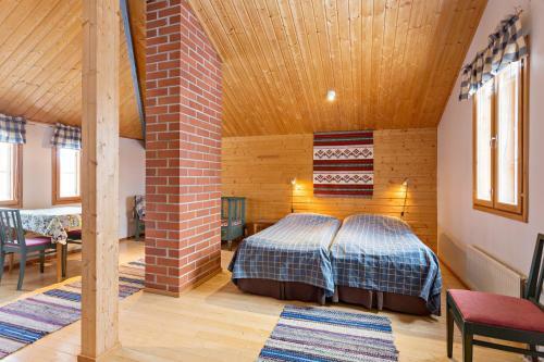 Bed & Breakfast Peltolan Luomutila