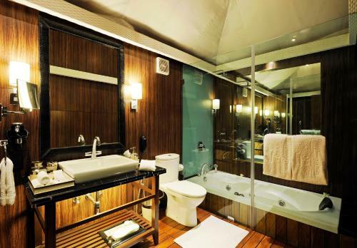 Hotel Della Resorts & Villas