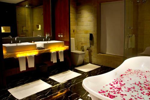 Hotel Della Resorts & Villas