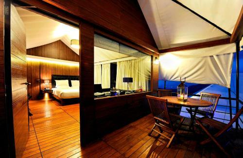 Hotel Della Resorts & Villas