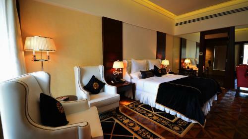 Hotel Della Resorts & Villas