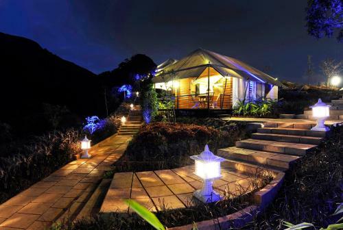 Hotel Della Resorts & Villas