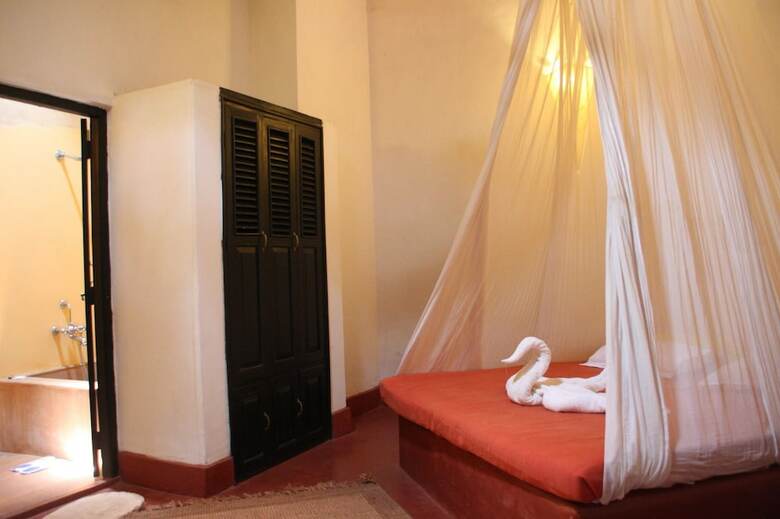 Hotel Laguna Anjuna