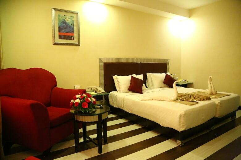 Deccan Plaza Hotels