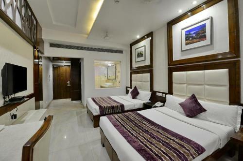 Hotel Emerald