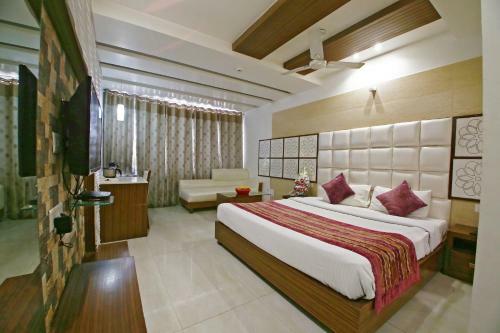 Hotel Emerald