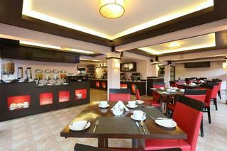 Hotel Deltin Suites