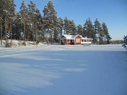 Holiday Home Vauvila